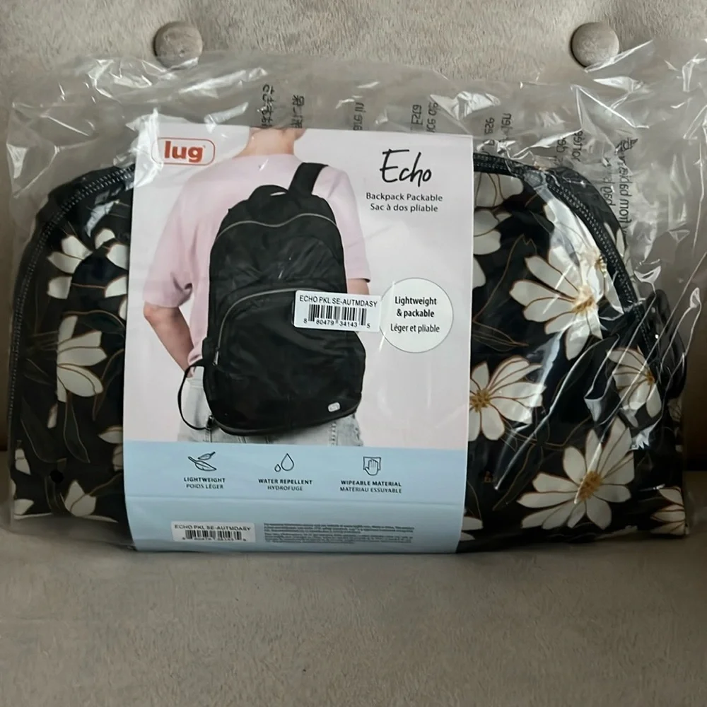 COPY - NWT Lug Echo 2 Packable Backpack in Autumn Daisies 🎒